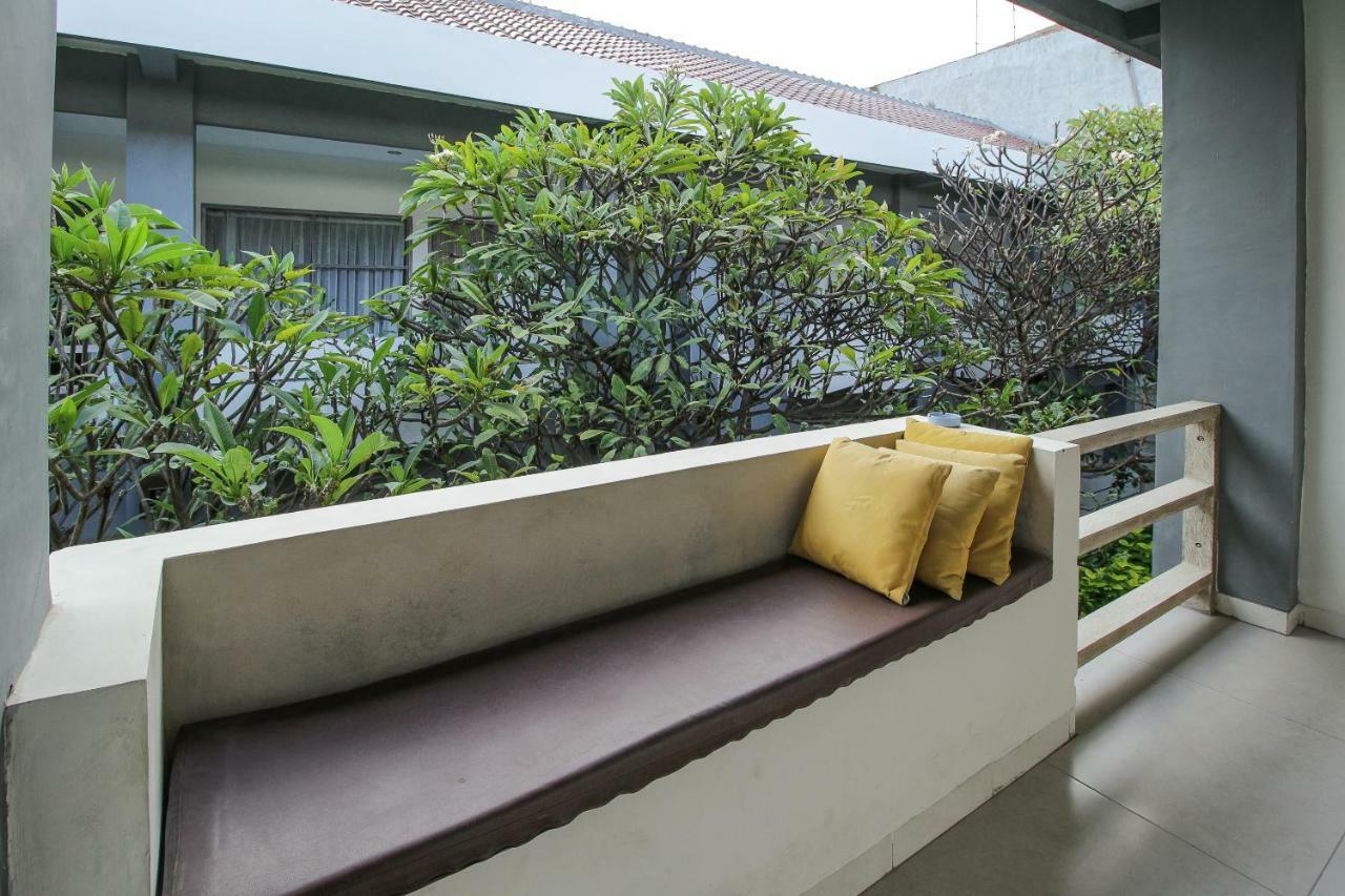 Mesari Beach Inn & Stables Seminyak Exterior foto